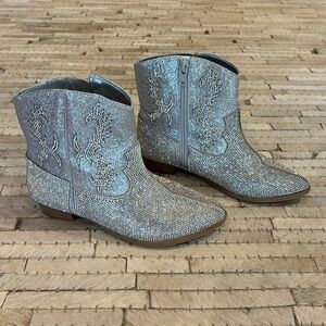 Gianni Bini girls rhinestone boots